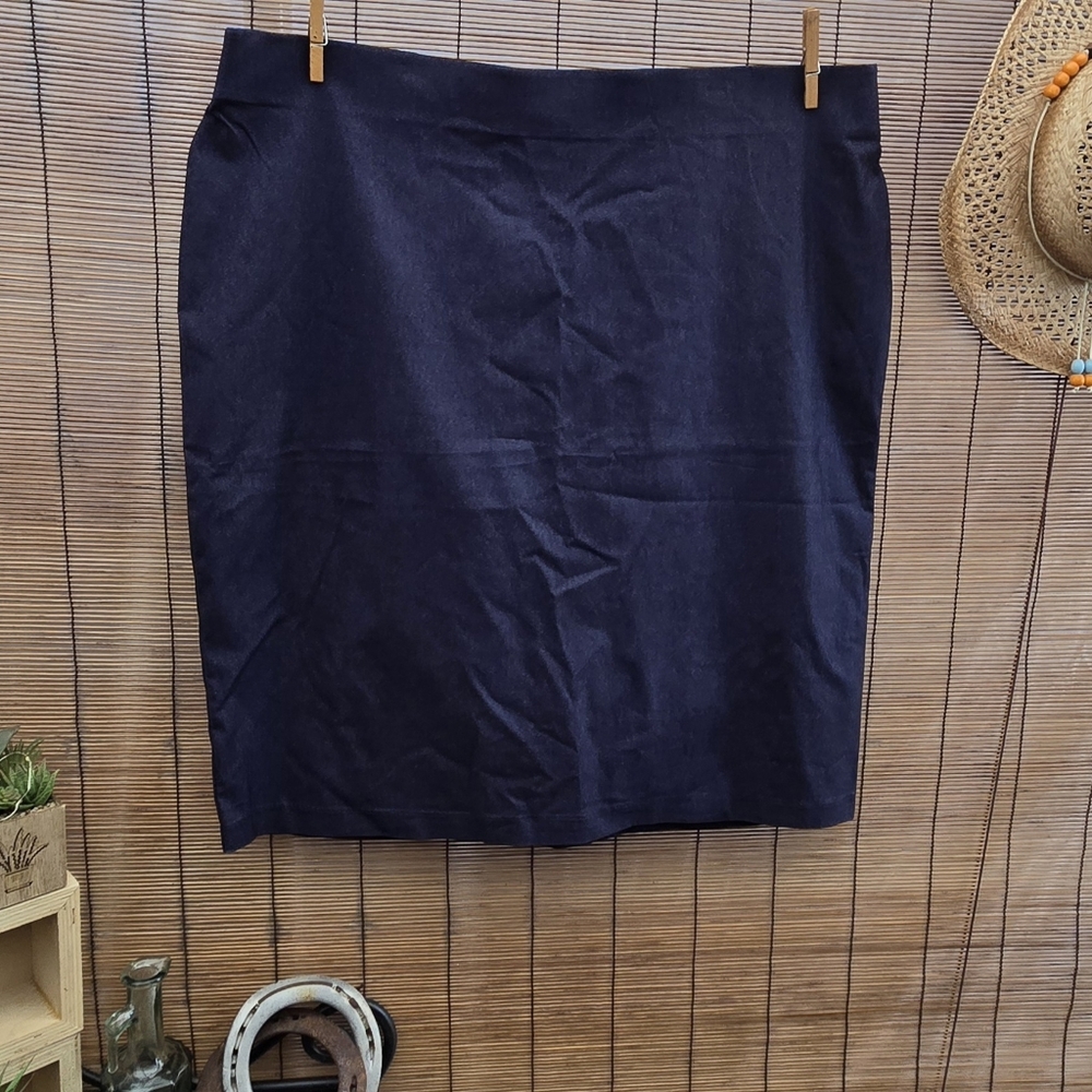 NWT Love Scarlett Blue Denim Pencil Skirt 2X | Stretch Midi Career Skirt